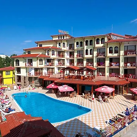 Szálloda Smolyan Napospart